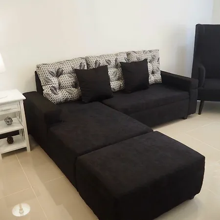 Amazing Marina Residential Suites